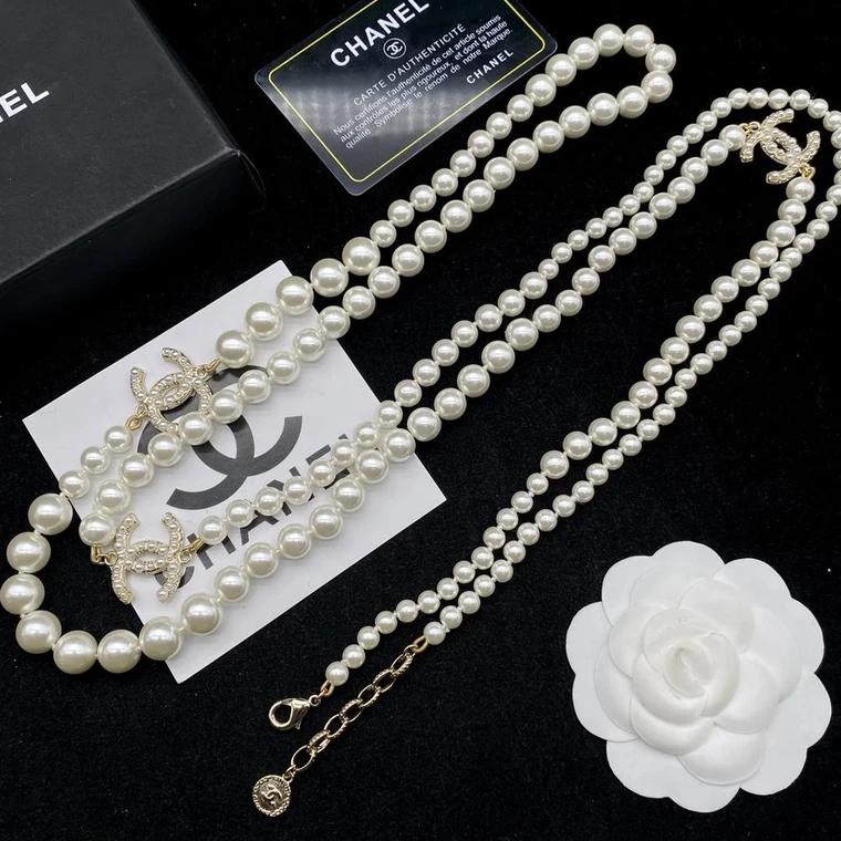 Pearl long necklace