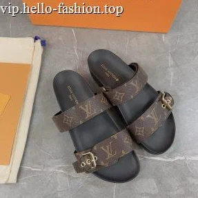 Exquisite, minimalist, and elegant slippers