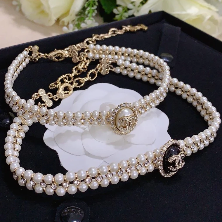 Pearl necklace