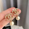 Classic pearl earrings