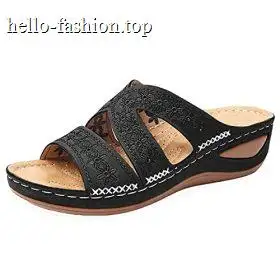 Embroidered platform slippers