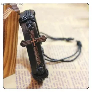 Fashion logo bracelet