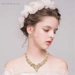 Golden jewelry set