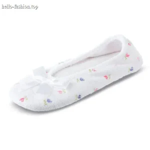 Ladies slippers
