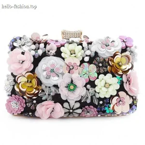 Pearl flower decoration handbag