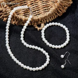 Pearl set necklace bracelet