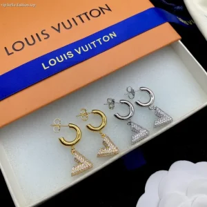 Letter logo classic earring